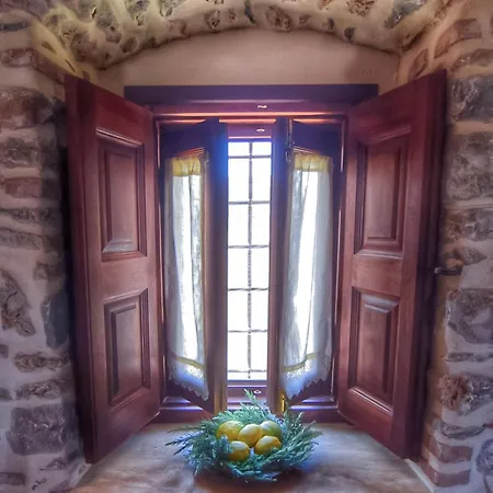 Ferienhaus Sevi's Traditional House *