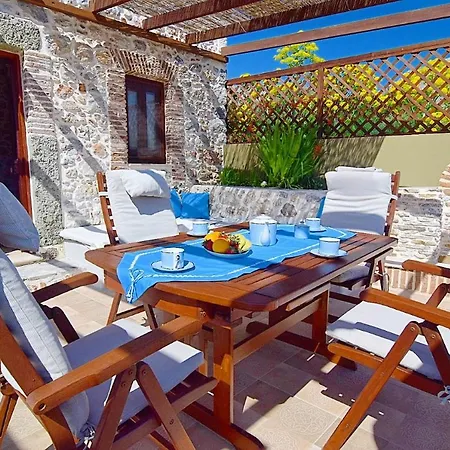 Ferienhaus Sevi's Traditional House *